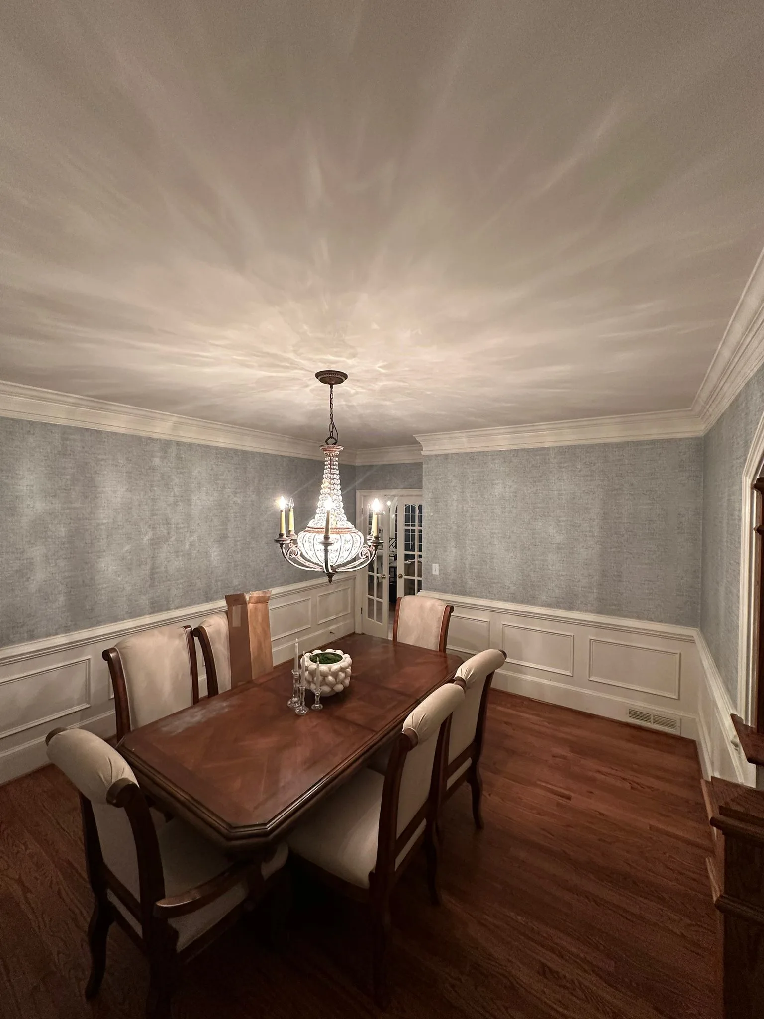 Wall preparation for wallpaper
